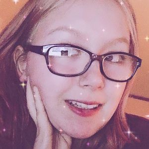 Meet your Posher, Lucy